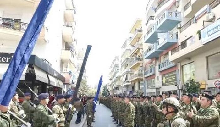 Έβρος: «Με μια φωνή» όλες οι στρατιωτικές μονάδες τραγουδούν τον εθνικό ύμνο