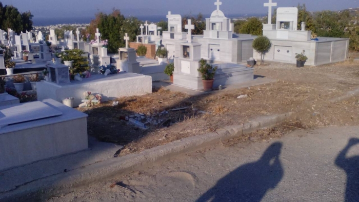 Βαγγέλης Μωραΐτης: Δεν μας αξίζουν αυτές οι εικόνες… σε πλήρη εγκατάλειψη και το Δημοτικό Κοιμητήριο Κω