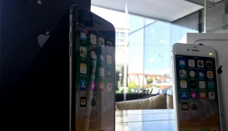 Η Apple μειώνει την παραγωγή του iPhone 8;