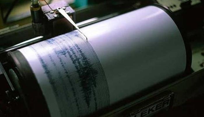 Ισχυρός σεισμός 6,7 Ρίχτερ έπληξε τον Ισημερινό