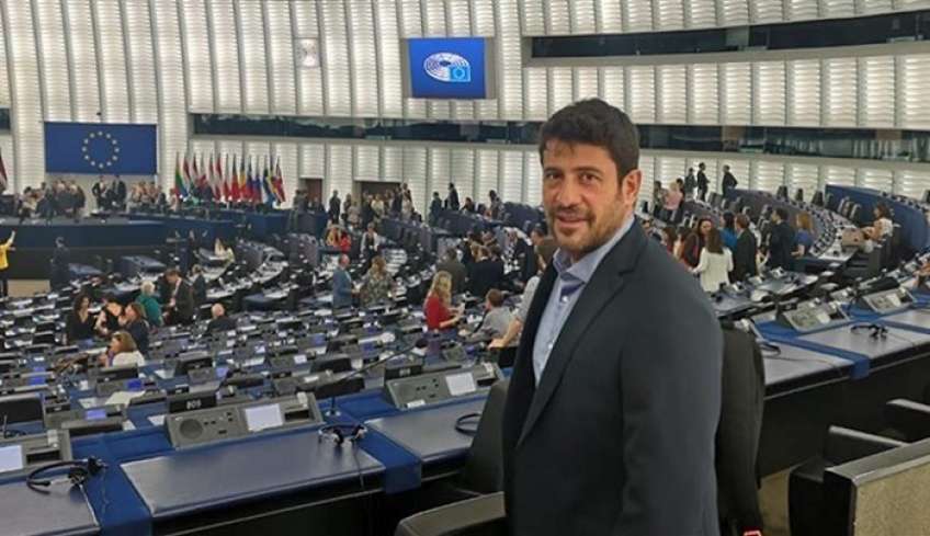 Εκτός ΣΥΡΙΖΑ ο ευρωβουλευτής Αλέξης Γεωργούλης – Καταγγελία για παρενόχληση