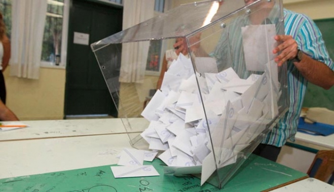 Το σχέδιο του Μαξίμου για το νέο εκλογικό νόμο - Σκέψεις ακόμη και για 200 βουλευτές
