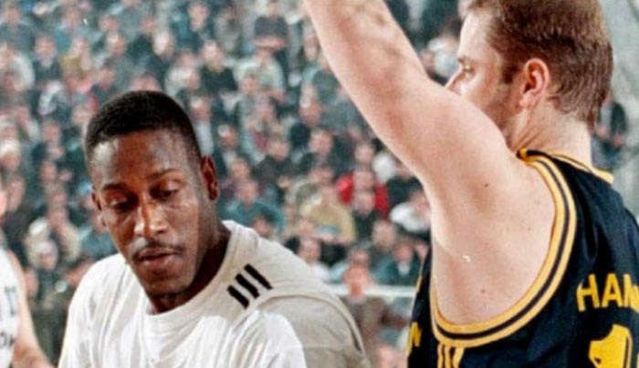 Πέθανε ο πρώην μπασκετμπολίστας του ΠΑΟΚ και του Άρη Τσαρλς Σάκλεφορντ