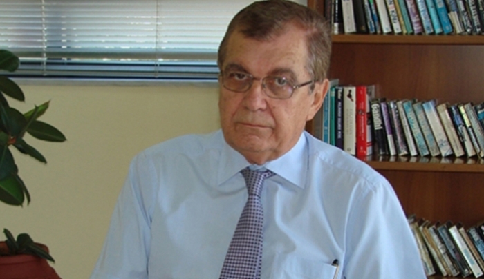 Δ. Κρεμαστινός: «Κόμματα με πολυγλωσσία θα οδηγήσουν τη χώρα και τη Δημοκρατία σε περιπέτειες»