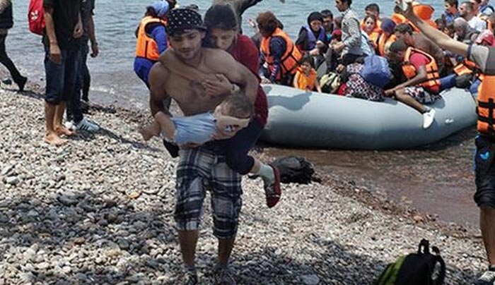 ΈΡΕΥΝΑ: Οι μισοί Ευρωπαίοι φοβούνται τους πρόσφυγες