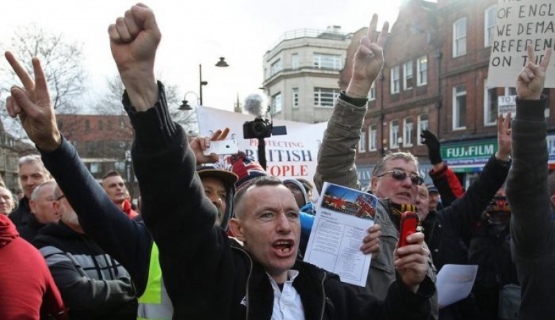 Φασίστες, κλώνοι τζιχαντιστών έτοιμοι να σπείρουν τον τρόμο στην Βρετανία