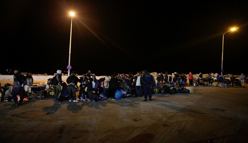 Μυτιλήνη: Σε εξέλιξη επιχείρηση μετακίνησης 815 αιτούντων άσυλο