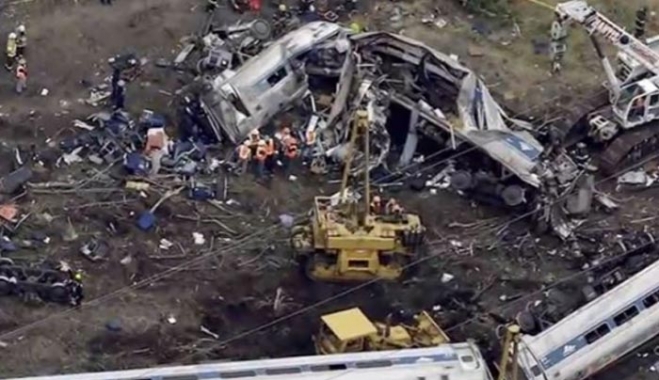 27 νεκροί από τη μετωπική σύγκρουση των τρένων στην Ιταλία