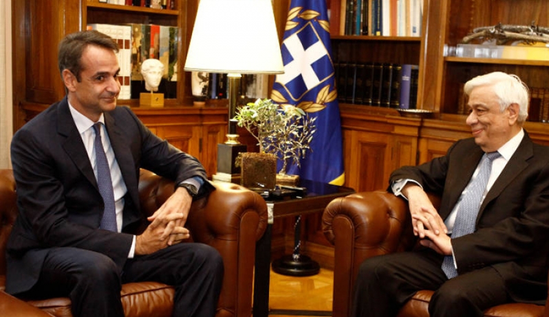 Σκοπιανό: Στον Πρόεδρο της Δημοκρατίας ο Μητσοτάκης – Σενάριο για πρόταση μομφής