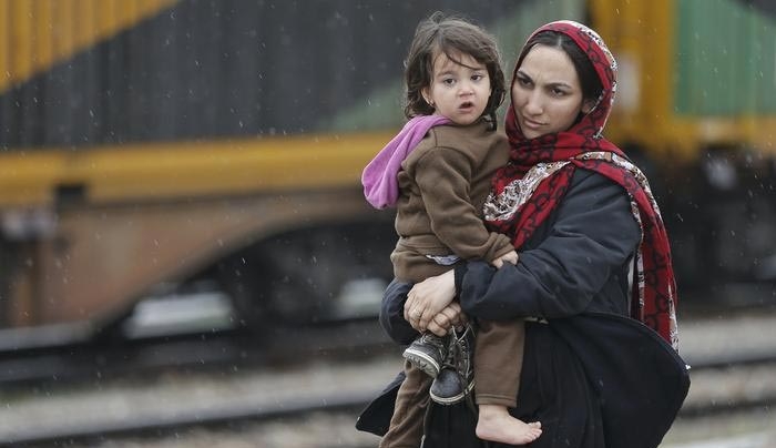 WSJ: Plan B της ΕΕ για εγκλωβισμό των προσφύγων στην Ελλάδα