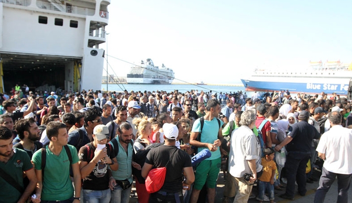 Στον Πειραιά ακόμη 2.172 Σύροι - Σε ποια νησιά πάει το Σάββατο το «Ελ.Βενιζέλος»