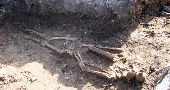 Τρεις ανθρώπινοι σκελετοί βρέθηκαν στο Τιγκάκι (φωτό)