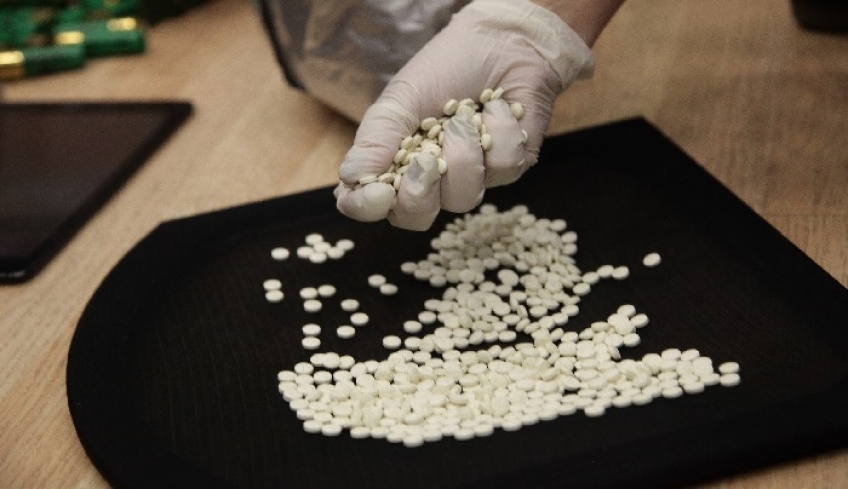 Συνεχίζονται οι έρευνες στο κοντέινερ με τα «χάπια των τζιχαντιστών» - Τι εξετάζουν οι Αρχές