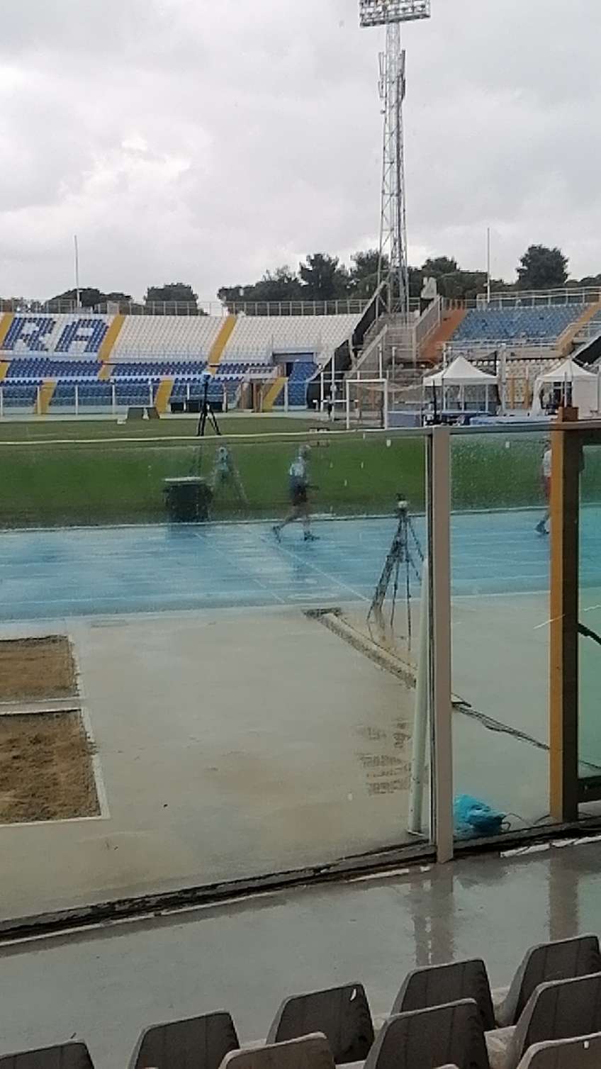 Κωνσταντίνος Χατζηεμμανουήλ: Χάλκινο μετάλλιο στα 200μ στο Ευρωπαϊκό Πρωτάθλημα στην Ιταλία υπό καταρρακτώδη βροχή