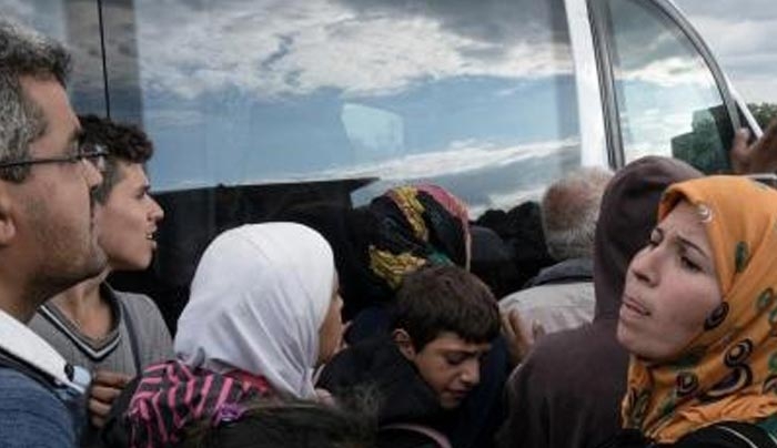 Τα διαφημιστικά σποτ των αδίστακτων δουλεμπόρων που καλούν τους πρόσφυγες να ταξιδέψουν για Ελλάδα