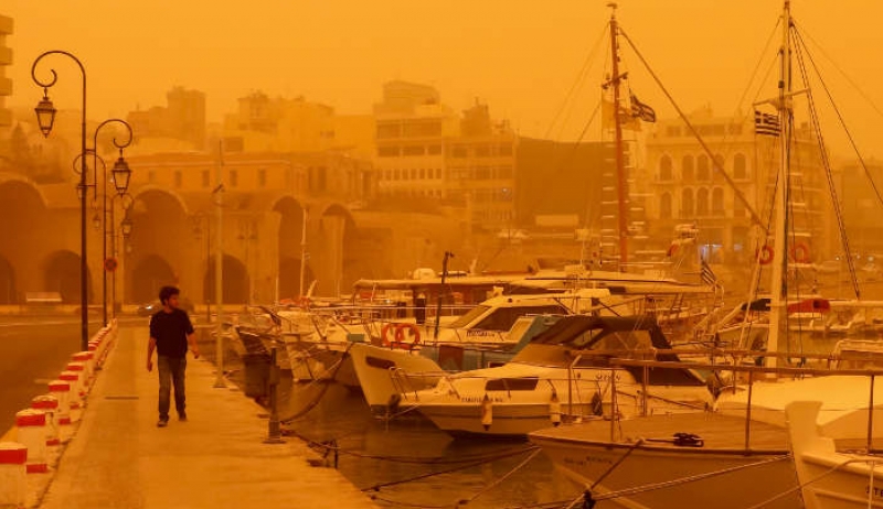 Η αφρικανική σκόνη «έκρυψε» την Αθήνα