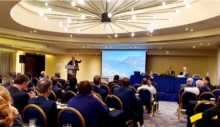 Γ. Χατζημάρκος: “Η Περιφερειακή αρχή, αρωγός και σύμμαχος της ΠΕΔ για τα μεγάλα  δομικά, θεσμικά, διοικητικά και οικονομικά ζητήματα των νησιών μας”