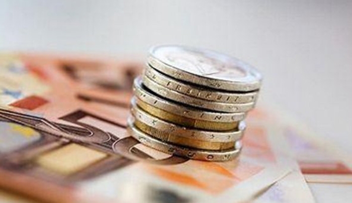 Αυτά είναι τα επτά επιδόματα που θα αυξηθούν με τον βασικό μισθό στα 751 ευρώ!