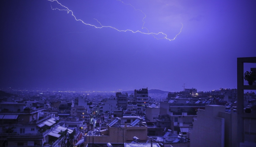 Καταιγίδες και χαλάζι από το βράδυ φέρνει ο Γηρυόνης - Ποιες περιοχές θα χτυπήσει