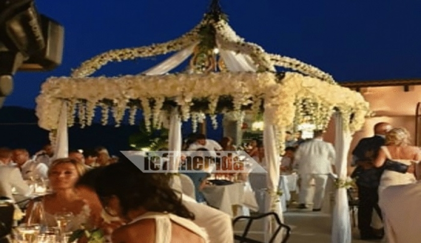 1.000+1 νύχτες στη Σύμη: Γάμος υπερπαραγωγή Τούρκων -Χλιδή και τσιφτετέλι πάνω στο τραπέζι μέχρι τελικής πτώσης