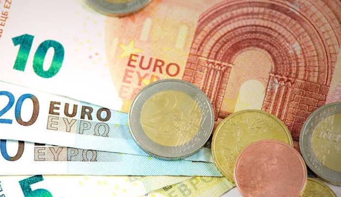 Στα 638 ευρώ ο μέσος φόρος για τις χρεωστικές φορολογικές δηλώσεις