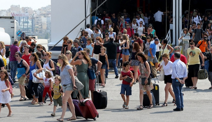 Αδειάζει η Αθήνα -Στο 90% η πληρότητα στα δρομολόγια των πλοίων - Η Κως στους δημοφιλείς προορισμούς