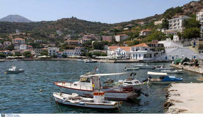 Τουρισμός: Κενές 50.000 θέσεις εργασίας- «Μαύρη εργασία», εξαντλητικά ωράρια και… κορονοϊός