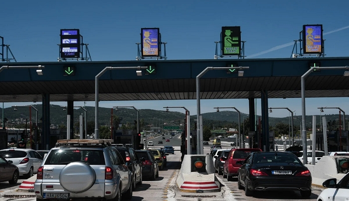 Πέτσας: Η πρόθεση της κυβέρνησης είναι να επιτραπούν οι μετακινήσεις το Πάσχα