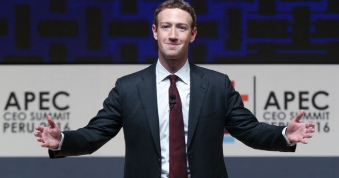 Ο Ζάκερμπεργκ υπόσχεται ότι το 2018 θα ''διορθώσει'' το Facebook και τα fake news
