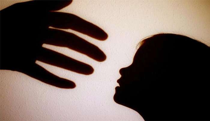 ΠΑΙΔΕΡΑΣΤΙΑ -ΚΑΚΟΠΟΙΗΣΗ ΤΩΝ ΠΑΙΔΙΩΝ ΣΗΜΑΙΝΕΙ ΤΟ ΤΕΛΟΣ ΕΝΟΣ ΠΟΛΙΤΙΣΜΟΥ ΠΟΥ ΟΛΟΙ ΥΠΕΡΗΦΑΝΕΥΟΜΑΣΤΕ....Η ΣΙΩΠΗ ΕΙΝΑΙ ΣΥΝΕΝΟΧΗ....