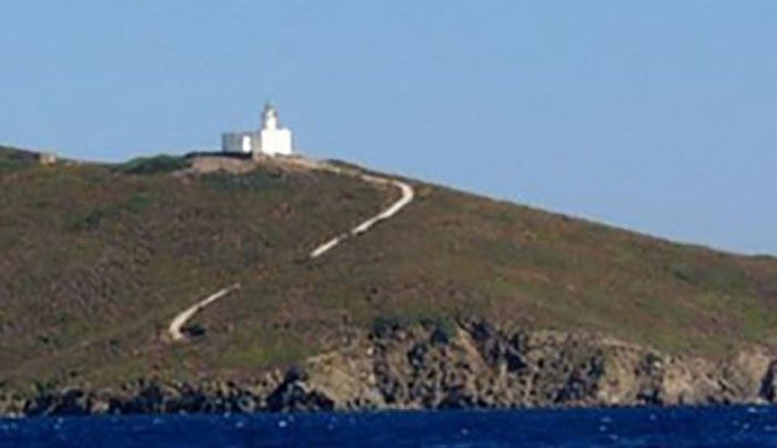 Τουρκικές ακταιωροί αγκυροβόλησαν σε ελληνικά χωρικά ύδατα