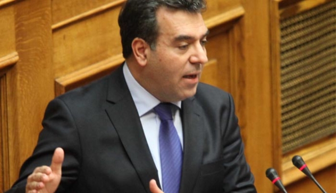 Μάνος Κόνσολας: Το Υπουργείο Πολιτισμού δεν έχει καμία απάντηση για το γκλοφ Αφάντου