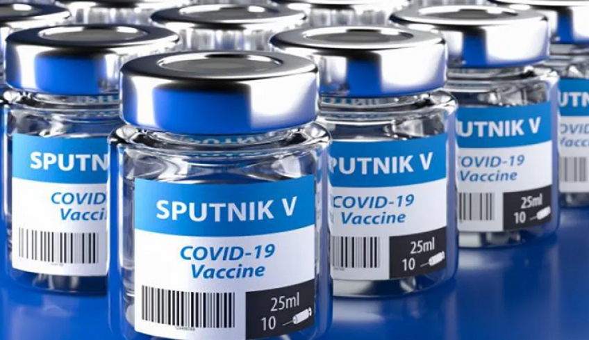 «Λύνει τα χέρια» της Ευρώπης το Sputnik V – Πότε ξεκινούν οι εμβολιασμοί στην ΕΕ με το ρωσικό εμβόλιο