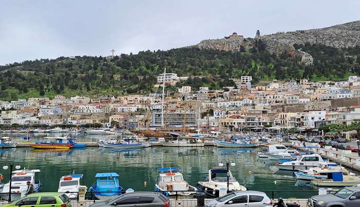 Συνελήφθη καπετάνιος στην Κάλυμνο για μεταφορά υπεράριθμων επιβατών