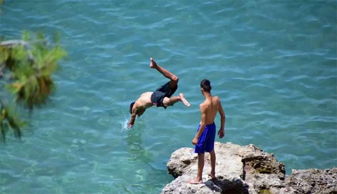 Καιρός σήμερα: «Καμίνι» η χώρα με 41 βαθμούς Κελσίου