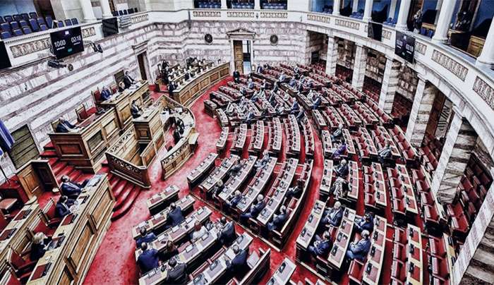 Βουλή: Σήμερα ψηφίζεται η πρόταση του ΚΚΕ για Εξεταστική για τα Τέμπη - Τι στάση θα κρατήσουν τα κόμματα