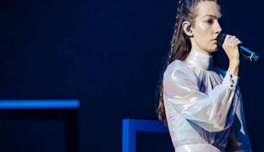 Eurovision 2022: Η Αμάντα Γεωργιάδη έκανε την πρώτη της πρόβα -Αιθέρια παρουσία, πώς είναι το σκηνικό