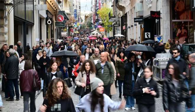 Σε ισχύ το εορταστικό ωράριο: Ποιες ώρες λειτουργούν τα εμπορικά καταστήματα