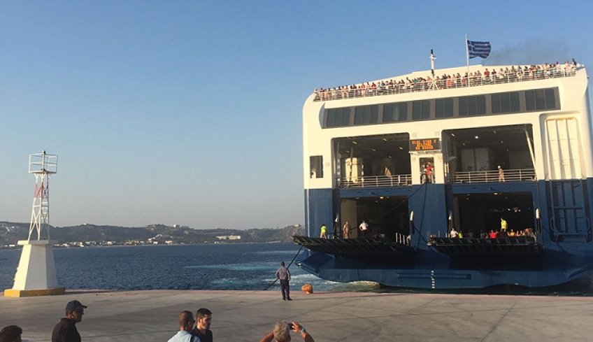 «Φουρτούνες» στην ακτοπλοΐα με κόντρες και απειλές αποχωρήσεων πλοίων από το Αιγαίο