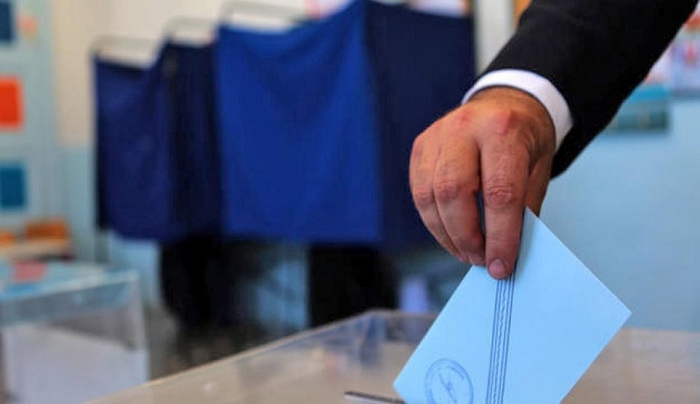 Δημοσκόπηση: Έξι στους δέκα θέλουν χαλάρωση του lockdown – Στο 9% η διαφορά ΝΔ – ΣΥΡΙΖΑ