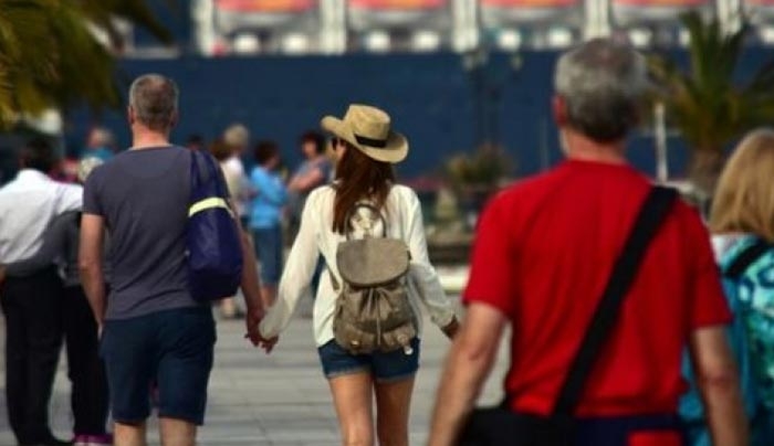 TUI: «Θολή» εικόνα για τις κρατήσεις της τελευταίας στιγμής το φετινό καλοκαίρι