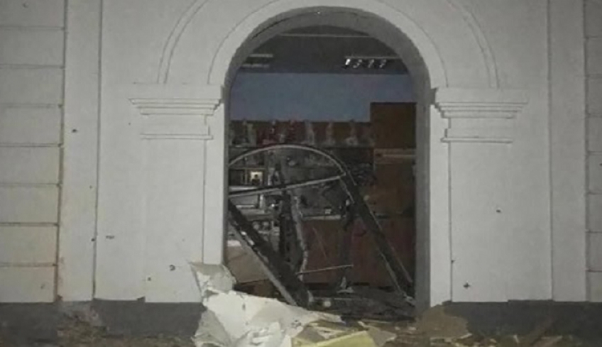 Ουκρανία: Ρωσικά αεροσκάφη βομβάρδισαν μοναστήρι με 500 γυναικόπαιδα στο Ντονέτσκ