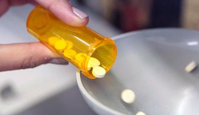 Καταγγελία: Κόβουν τα ακριβά φάρμακα σε ασθενείς μεγάλης ηλικίας!