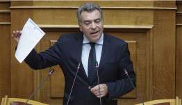 «Πρόταση του Μάνου Κόνσολα για βελτιωτικές παρεμβάσεις στη ρύθμιση για τα δάνεια σε ελβετικό φράγκο»