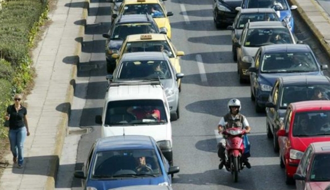 Στη Βουλή το ν/σ για νέο ΚΟΚ και ταξί –Τι προβλέπει