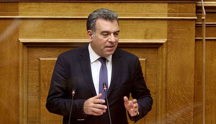 Μάνος Κόνσολας: «Να αυξηθούν οι διαθέσιμοι πόροι για τον αναπτυξιακό νόμο»