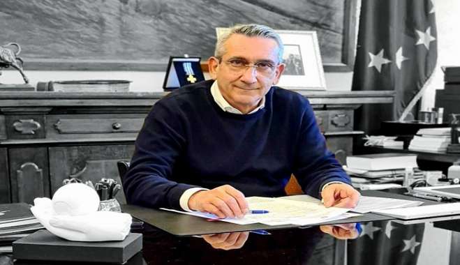 Ερευνα του Airetos: Eκλογή από την πρώτη Κυριακή για τον Γιώργο Χατζημάρκο