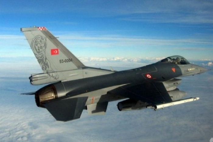 Συνεχίζουν τις παραβιάσεις τα τουρκικά πολεμικά αεροσκάφη στο Αιγαίο