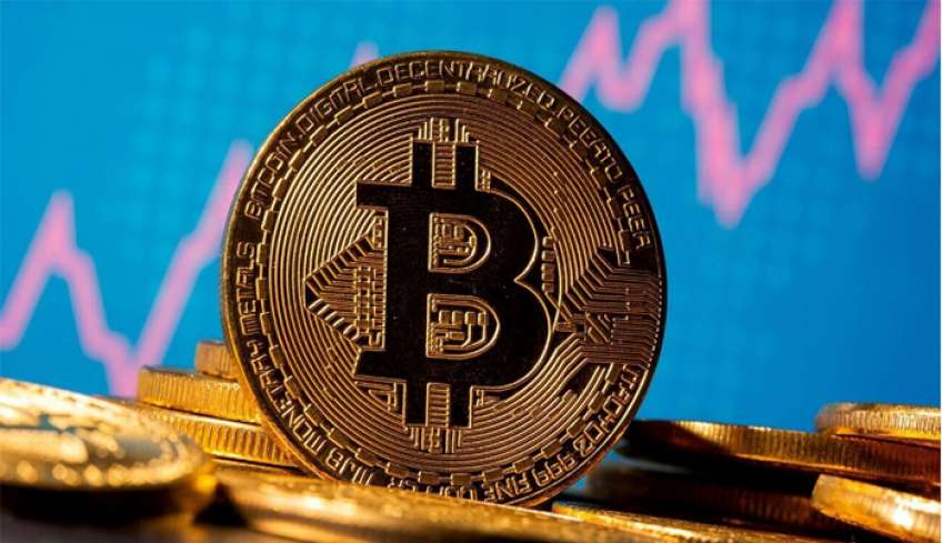 Το bitcoin σε τροχιά ανόδου - Ξεπέρασε τις 37.000 δολάρια με «ράλι» 120%