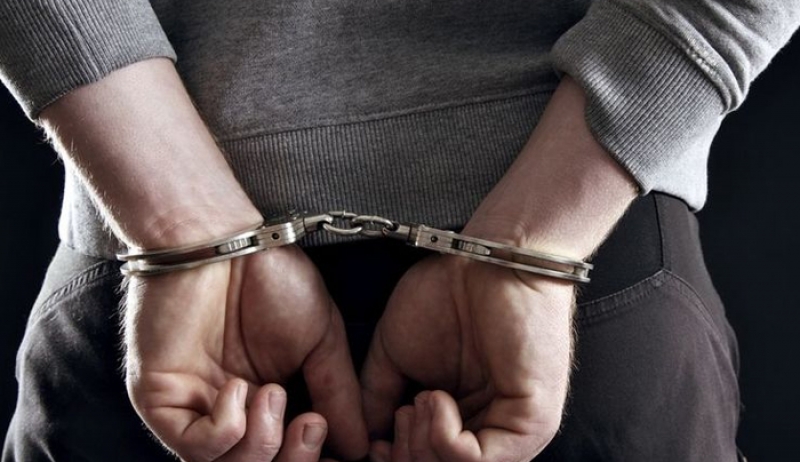 Κάλυμνος: Συνελήφθη 43χρονος αλλοδαπός για παράνομη διακίνηση μεταναστών και λαθρεμπορία.